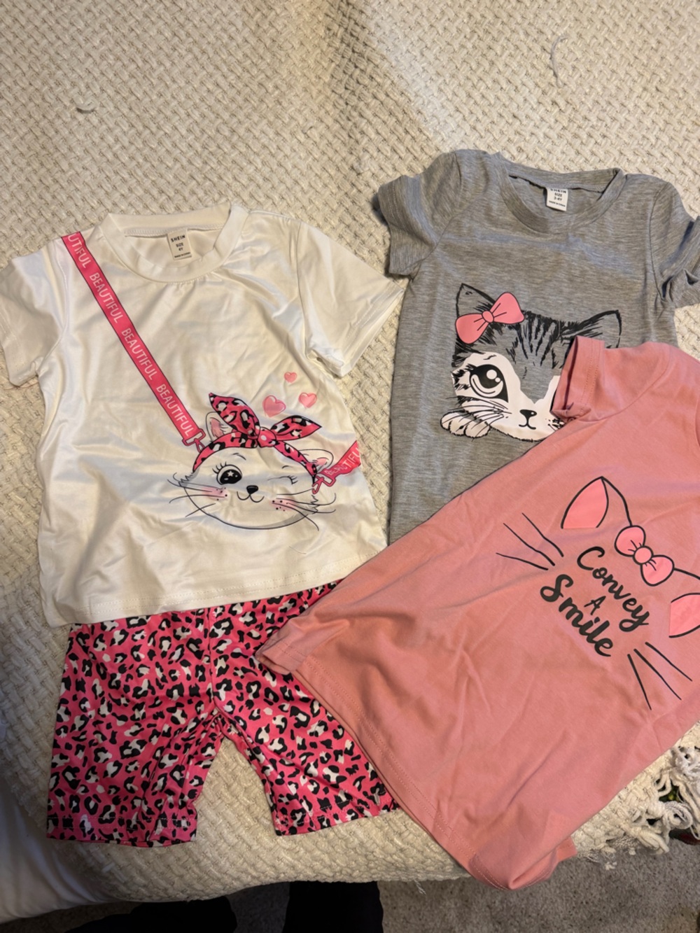 Girls' Pink & White Cat Print Pajama Set - graphic short legging set